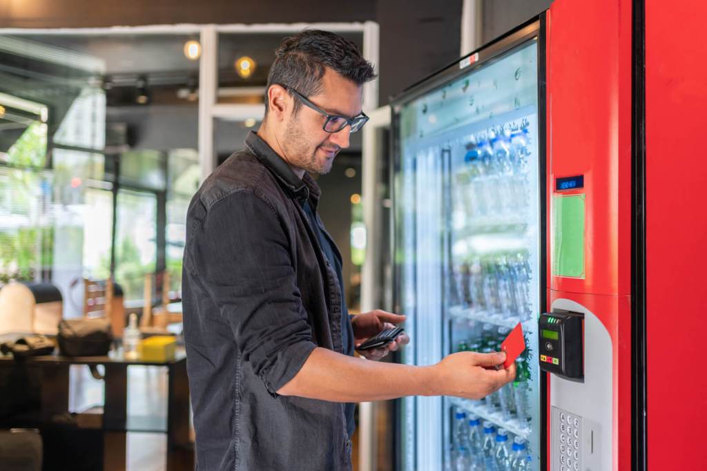 The Ultimate Convenience: Exploring the Benefits of Drink Vending&nbsp;Machines