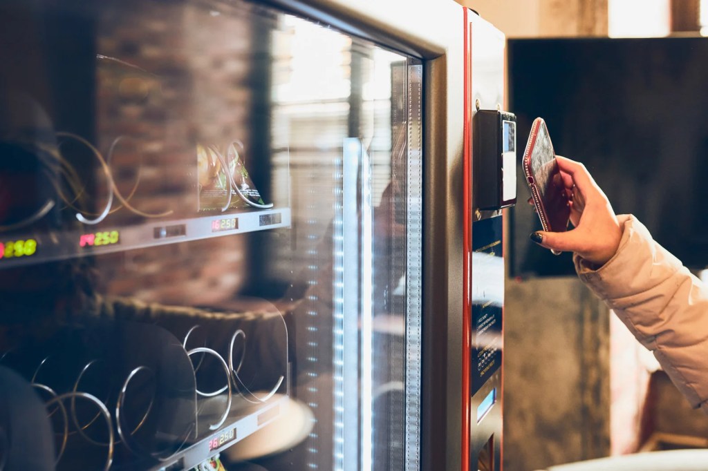 Train Station Vending Machines for Modern&nbsp;Commuters
